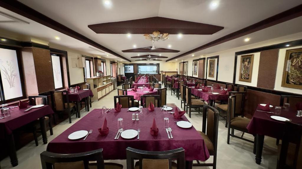 Hotel Sriyash Regency Bhagalpur Ngoại thất bức ảnh